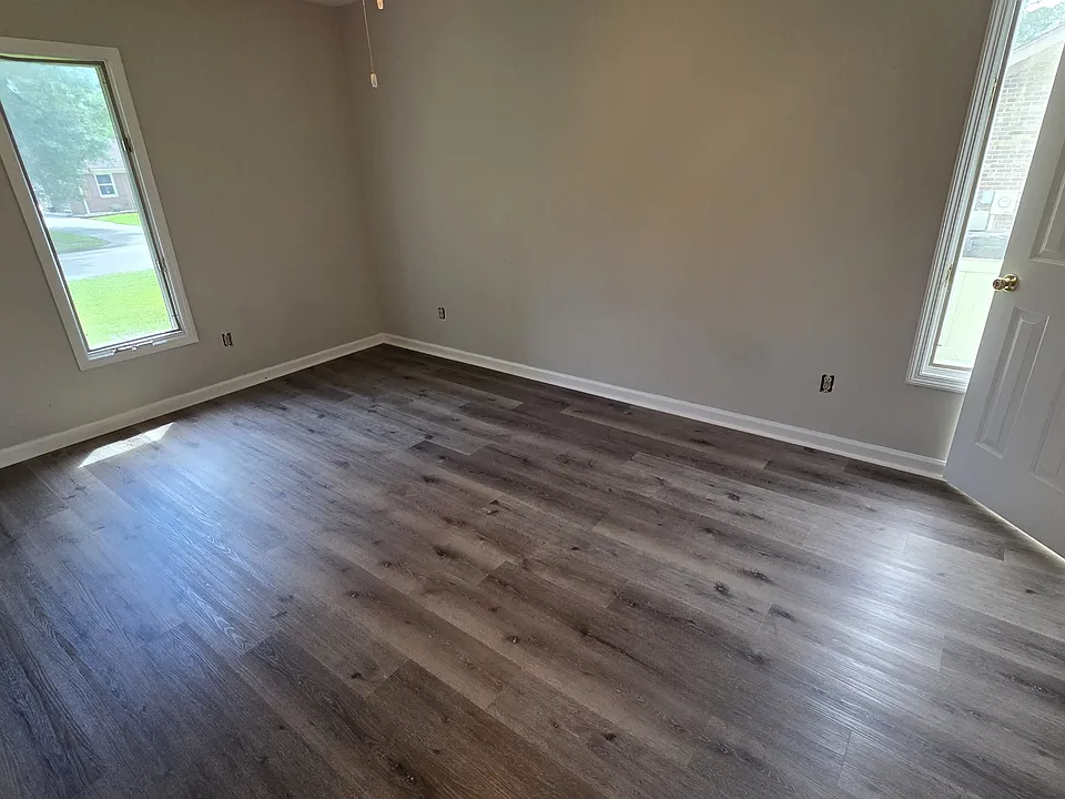7 Cimerron Dr