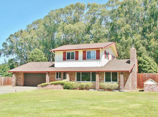 25121 Ward Ave, Fort Bragg, CA 95437