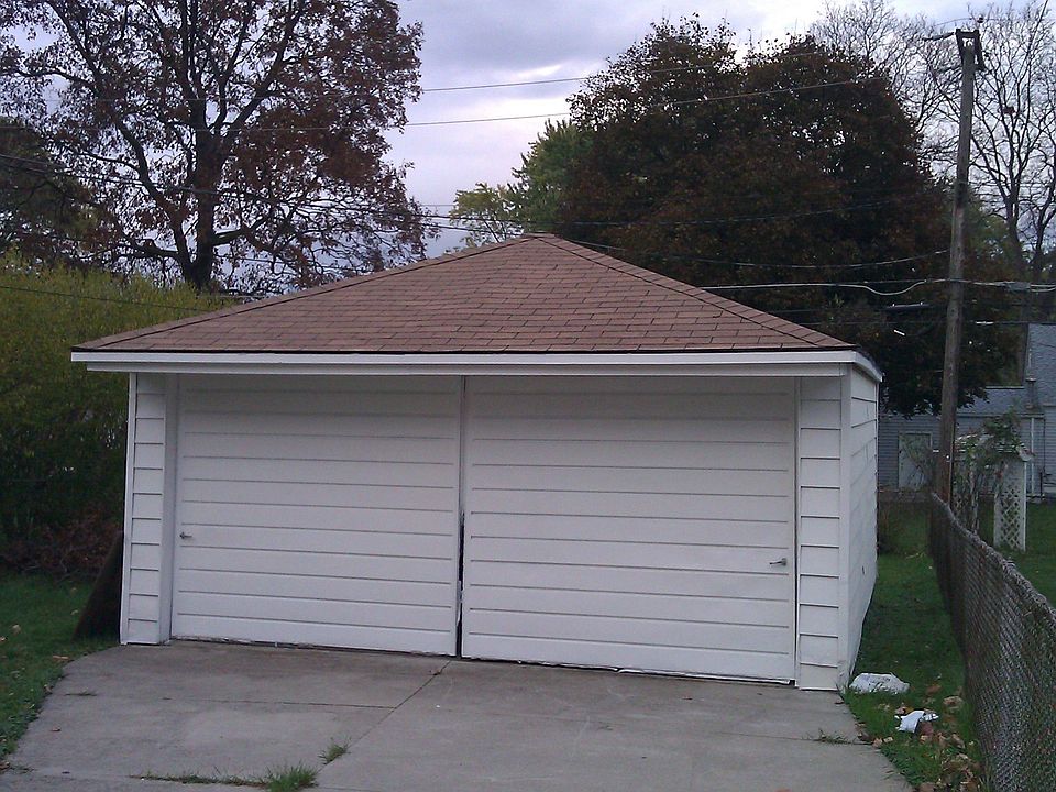 2nd image of 4659 Gertrude St