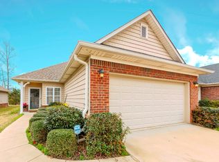 6636 Woodford Ln, Bessemer, AL 35022