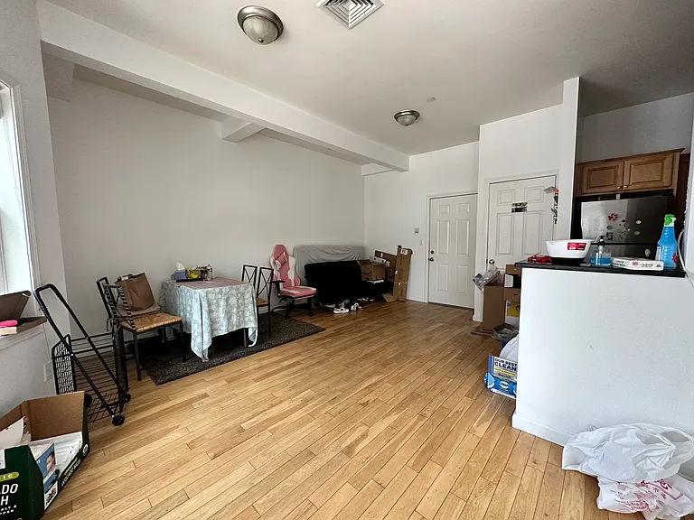 190 Summer St #404 — Photo 4