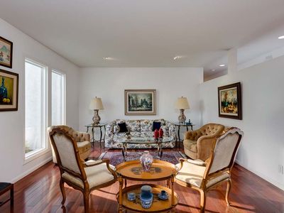 1335 Cresthaven Dr, Pasadena, CA, 91105