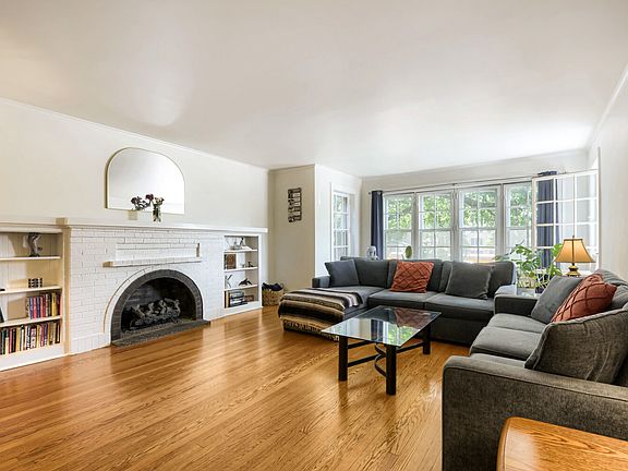 2nd image of 433 S East Ave #2S