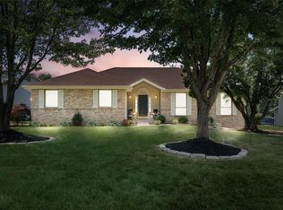 1003 Seine Dr, Lake Saint Louis, MO