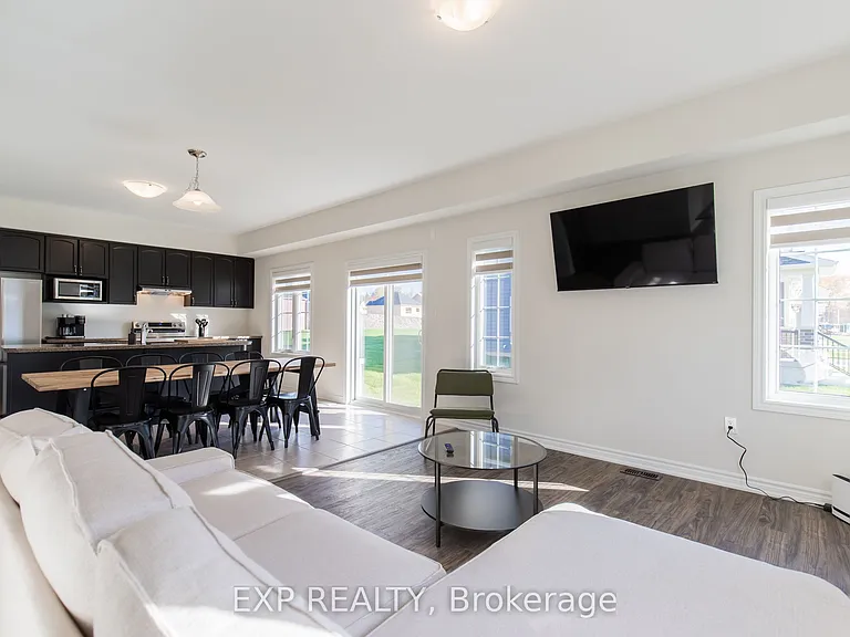 380 Beechwood Forest Ln — Photo 11