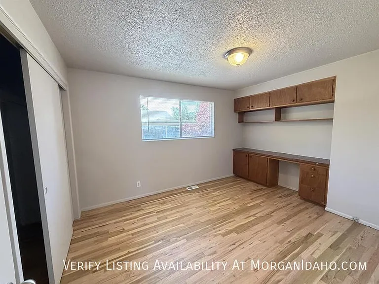 1516 S Owyhee St — Photo 3