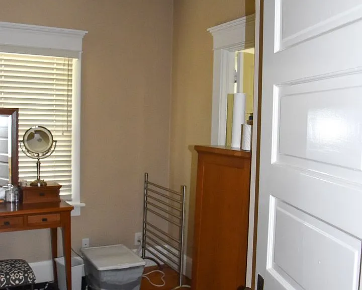 227 N Cleveland St — Photo 34