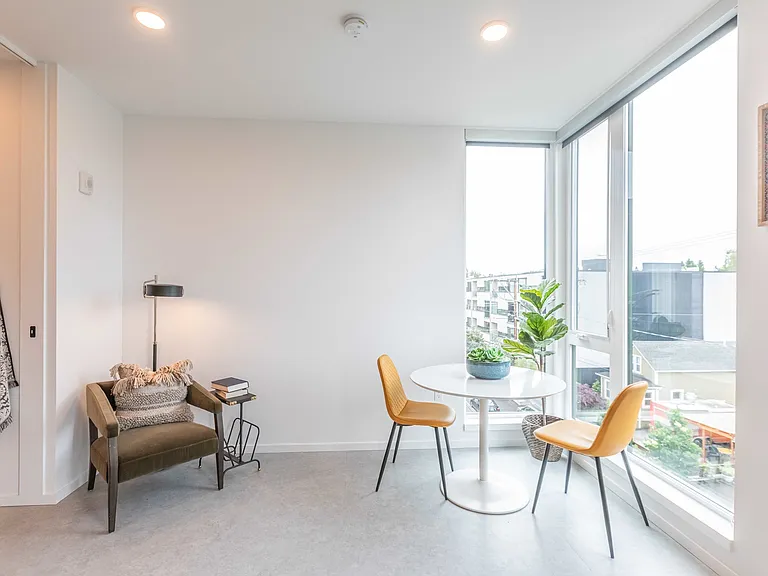 Artisan Apartments — Photo 14