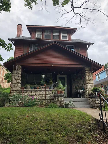 134 Chelsea Ave Photo 1
