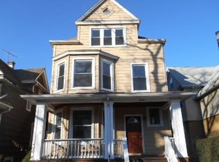 1050 N Menard Ave, Chicago, IL 60651