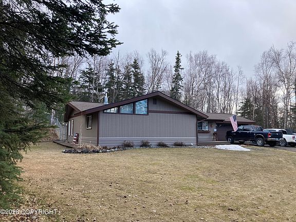2nd image of 13812 Knob Hill Dr