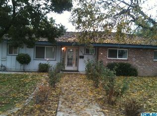 1616 W Whitendale Ave, Visalia, CA 93277