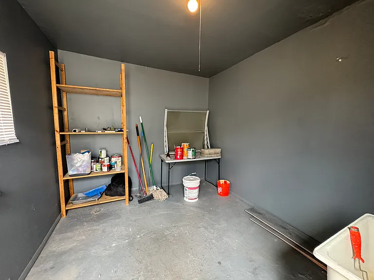 2145 Hermosa Dr — Photo 33