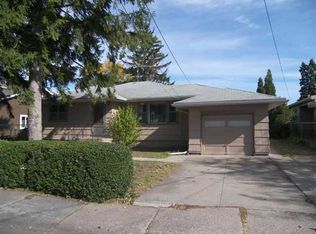 2252 Edgemere Dr, Rochester, NY 14612