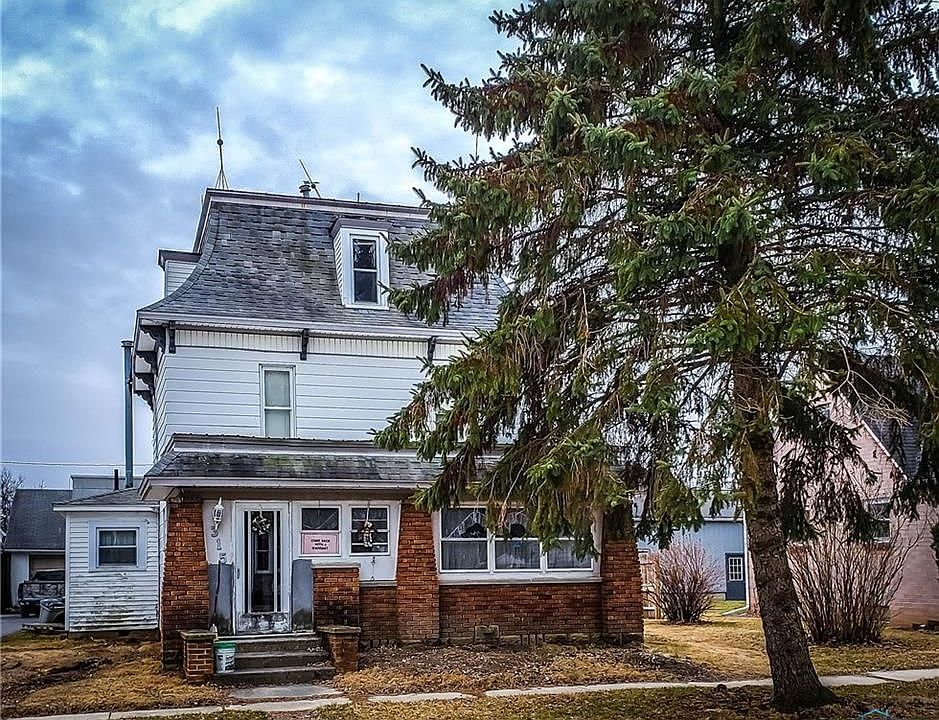 2nd image of 315 Vine St
