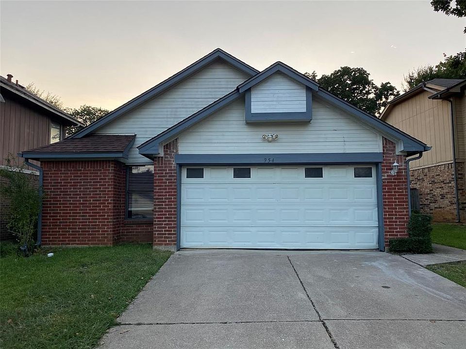 1st image of 954 Ramblewood Dr