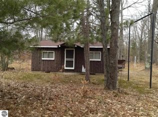 3574 S River Rd SW, Kalkaska, MI 49646