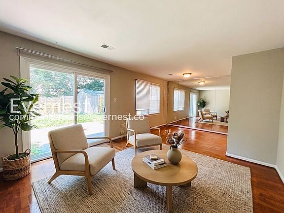 2nd image of 2955 Lexington Ct