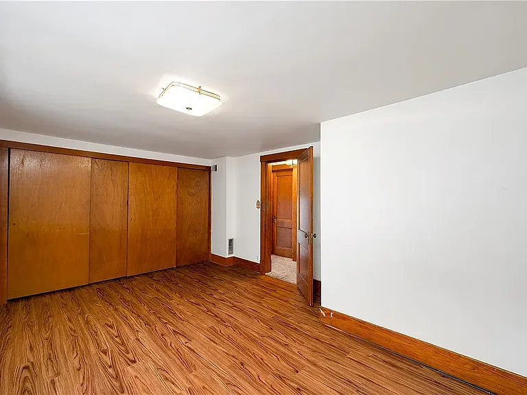 217 American Ave — Photo 22