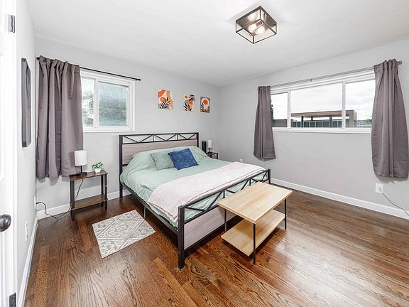5th image of 2099 E Maple Rd #11