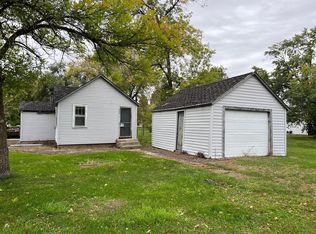 412 Westfall St S, Beardsley, MN 56211
