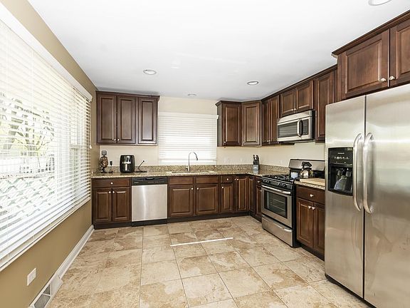 3rd image of 1248 E 156th St