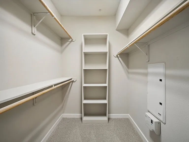 Cole Apartments — Photo 43