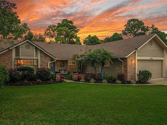 2nd image of 602 Longmeadow Cir