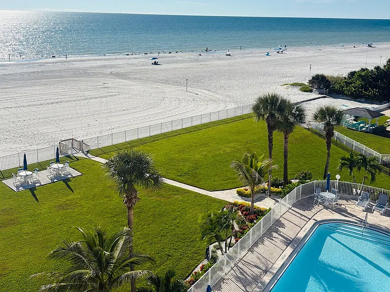 17980 Gulf Blvd #ID1385882P — Photo 4