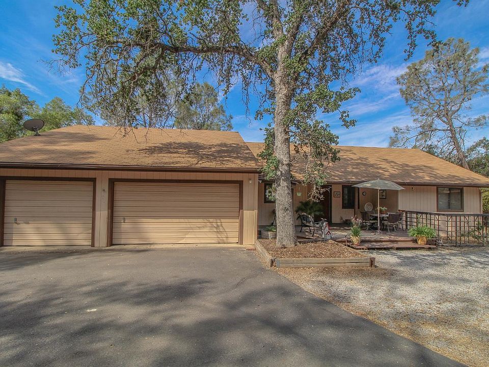 1st image of 43515 Cedar Grove Way