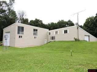 20 Mary Oaks Ln, Mankato, MN 56001