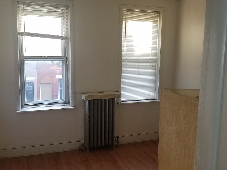 2nd image of 2017 E Firth St