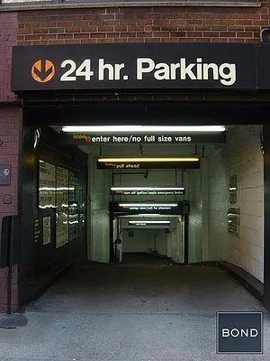 Rented by Bond New York | media 39