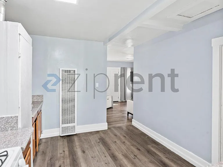5915 Avenal Ave #5915 — Photo 13