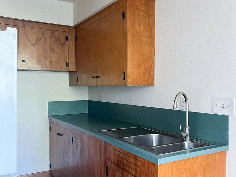 3724 SE 40th Ave #F — Photo 2