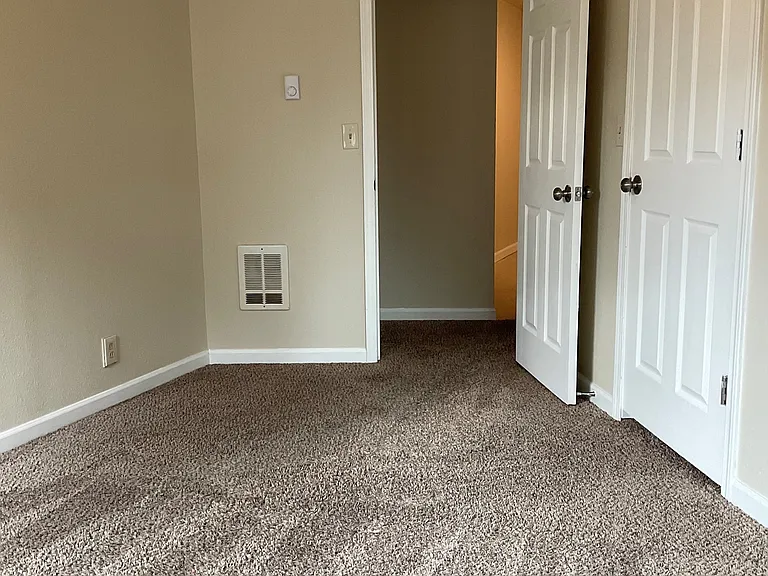 123 W Birch St — Photo 9