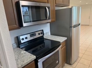 5202 Baton Rouge St APT B, Houston, TX 77028