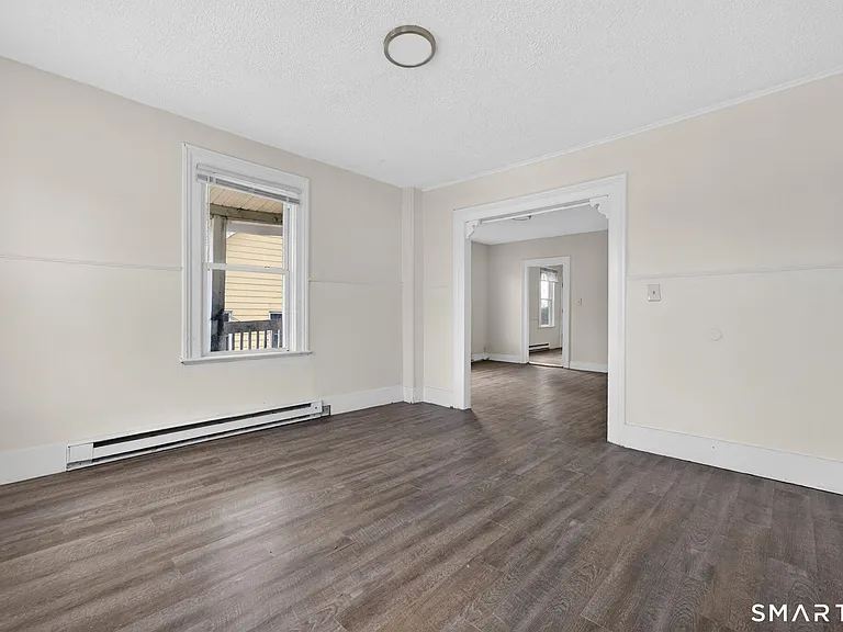 27 Beacon St #3 — Photo 3
