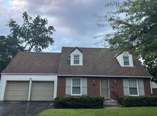 8123 Overland Park Dr, Overland Park, KS 66204