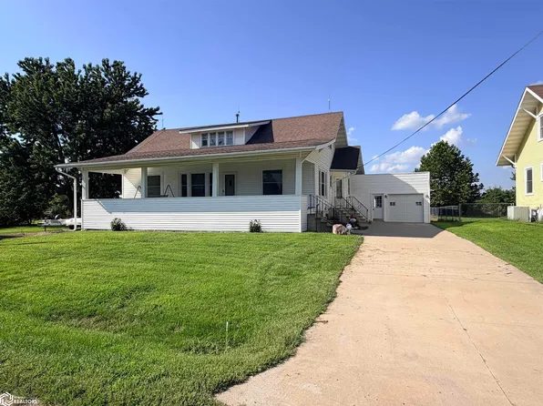 330 W Cedar St, Birmingham, IA 52535