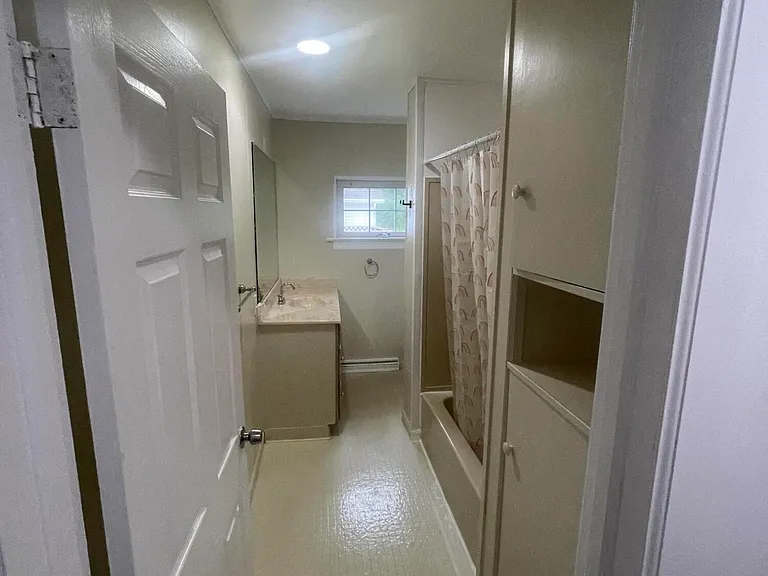 1783 Hamlin Hwy — Photo 5