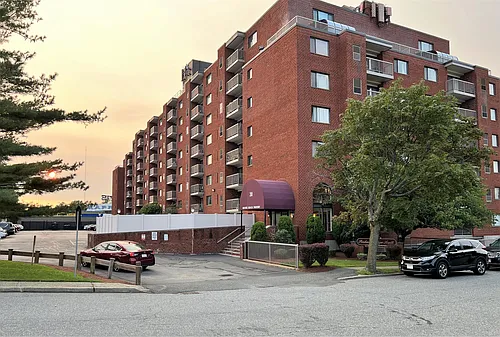 32 Revere Beach Pkwy Photo 1