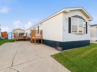 132 3rd Ave, Bartlett, IL 60103