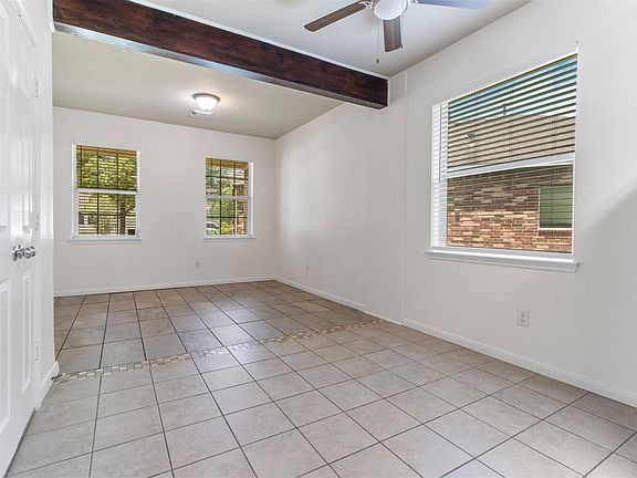 5th image of 16511 River Wood Ct