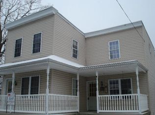 541 3rd St, Port Carbon, PA 17965