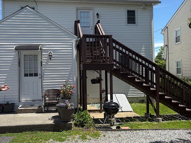 33 Beal St #2 — Photo 15
