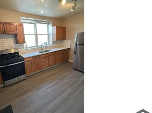 1310 S Sawyer Ave APT 3R, Chicago, IL 60623