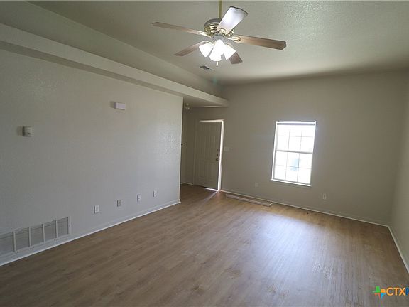 5th image of 3802 Uvalde Dr