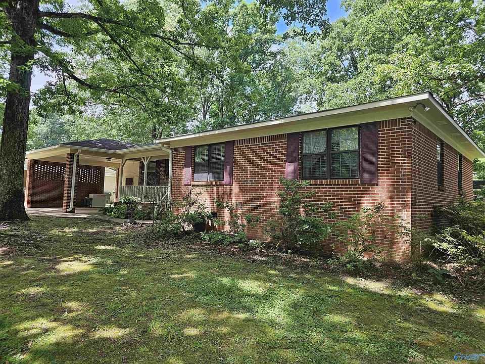 1st image of 2007 Morningside Dr NW
