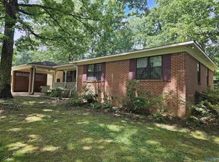 2007 Morningside Dr NW, Hartselle, AL 35640